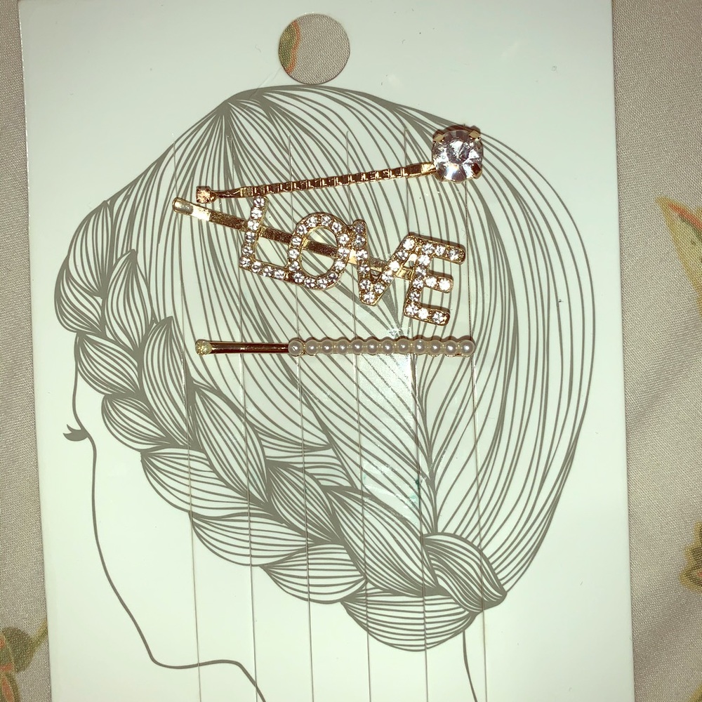 New trendy hair pins